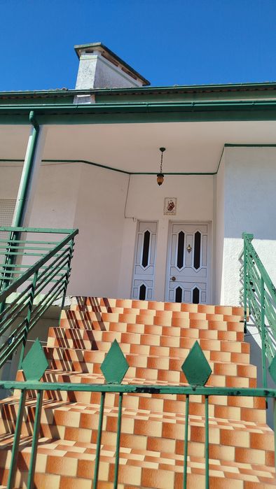 Arrendamento do 1 andar T3 de uma casa