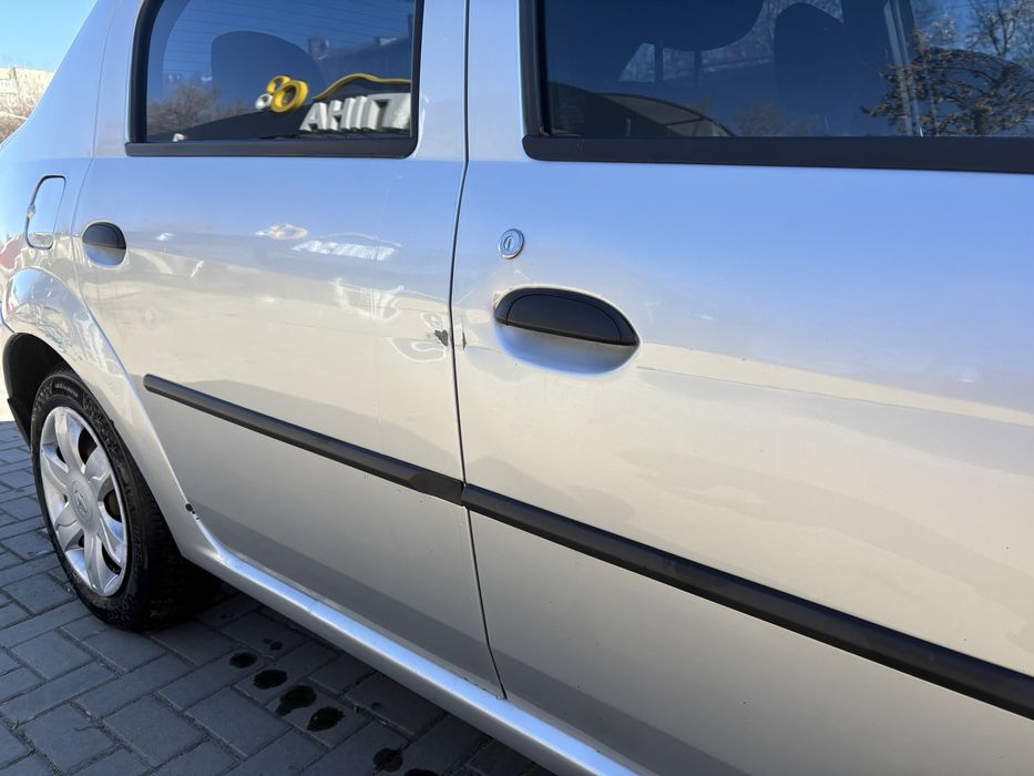 Renault Logan 2009