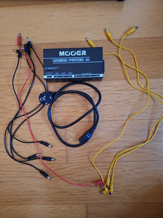 Fonte de Alimentação - Mooer: Macro Power S8