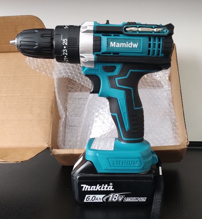 Akumulatorowa wiertarka-wkrętarka z udarem,  bez baterii Makita, 18V