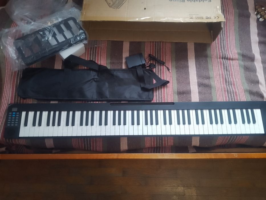 Електропіаніно 7,5 октав