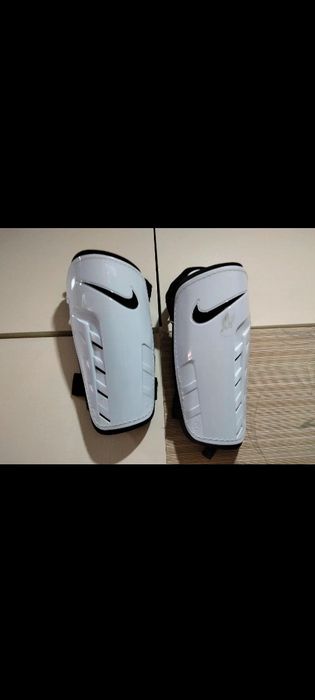 Ochraniacze na piszczele