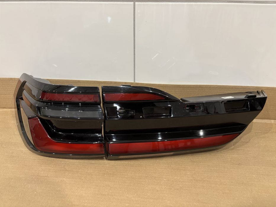 Lampy BMW X7 G07 Tył