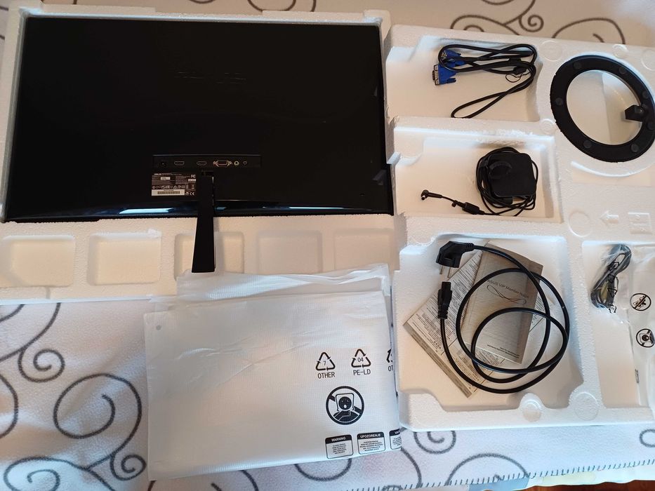 Monitor Asus 27'' IPS FHD (1080p) 60Hz Lumiar • OLX.pt