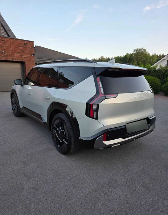 Kia EV9 99.8 kWh