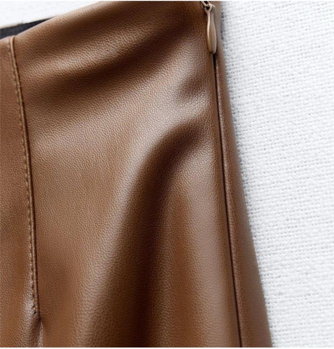 Штани Легинсы з екошкіри Zara розмір М