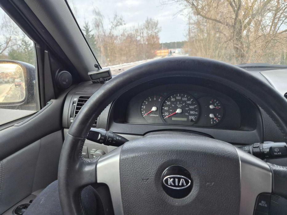 Kia sorento 2006 r