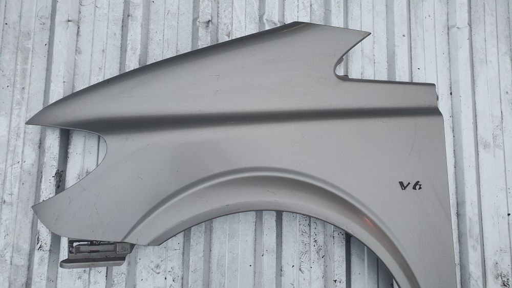 Крило переднє ліве Mercedes-Benz Vito W639 viano темно-сірий колір