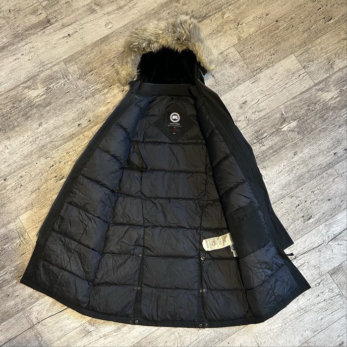 Damska czarna kurtka parka Keningston Canada Goose