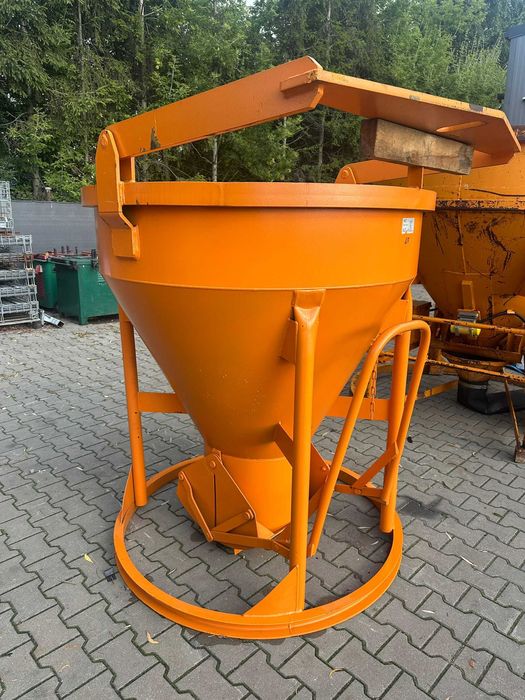 Zbiornik pojemnik dźwigowy betonu Niemiecki HMT 1000L Centralny Nr47