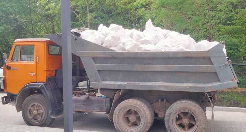 Вивіз будівельного сміття | Вивіз старих меблів | Вивіз бою, гілок