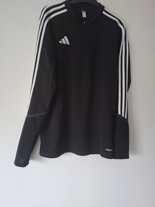 Adidas sportowa odzież