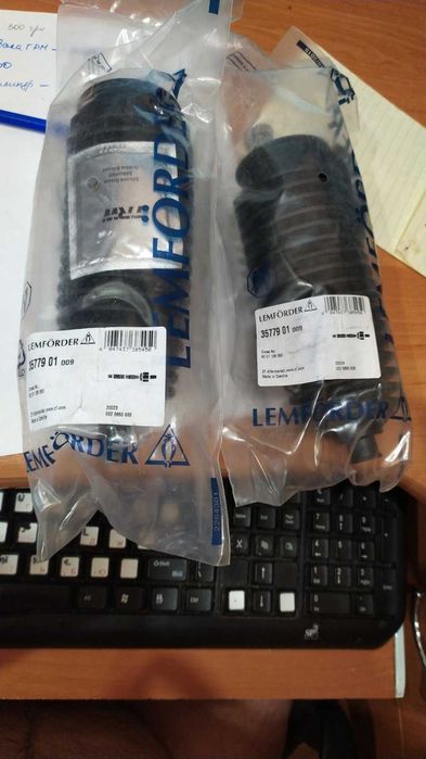 Рулевая тяга с пыльником в комплекте Lemforder 3577901 на Duster
