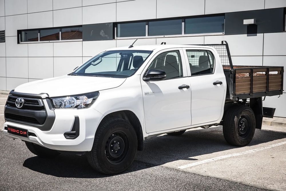 Toyota Hilux 2.4 D-4D 2WD CD CM