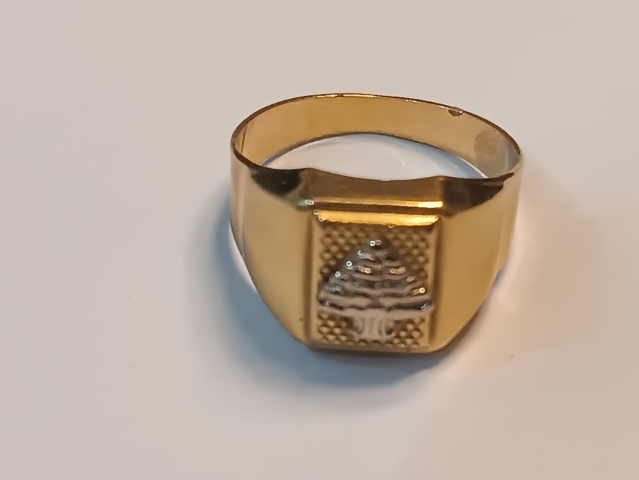 Złoty sygnet próba 750 trzy koloro złota