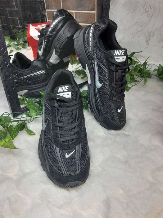 Кросівки Nike Initiator чорні сітка унісекс 37-41 без передоплати