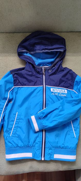 Вітровка на хлопчика 4-5 років