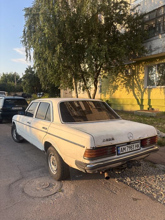 Mercedes W123 2.4 diesel