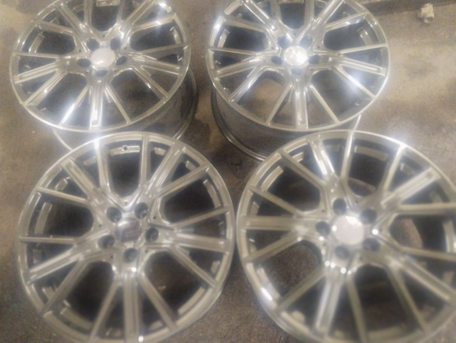 5x112 19 cali 8,5 j et 45 wheel world felgi aluminiowe demo/nowe
