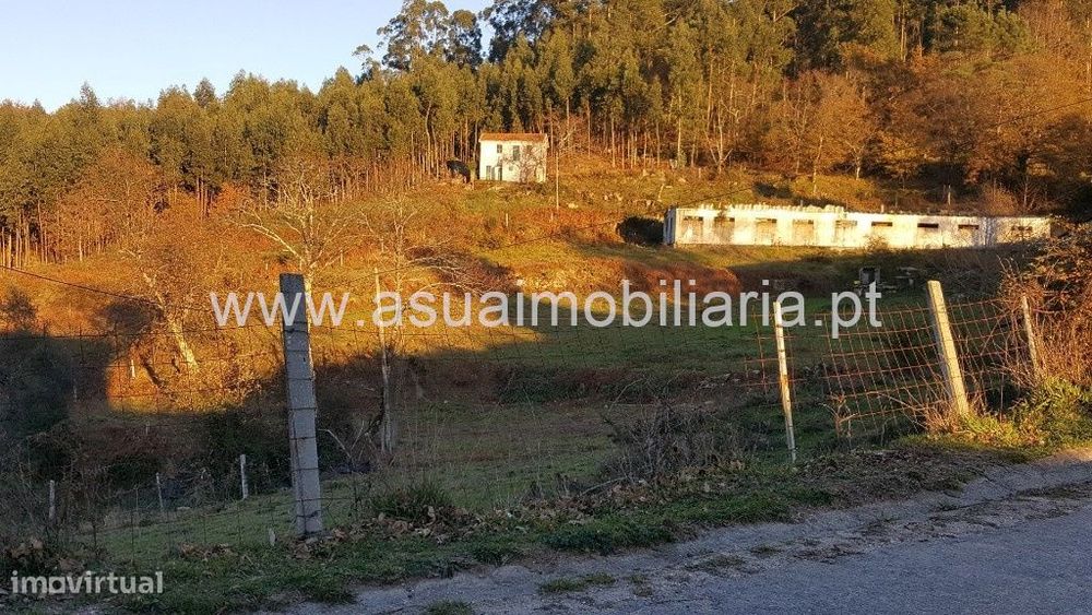 Land with Warehouse - Caniçada / Vieira do Minho