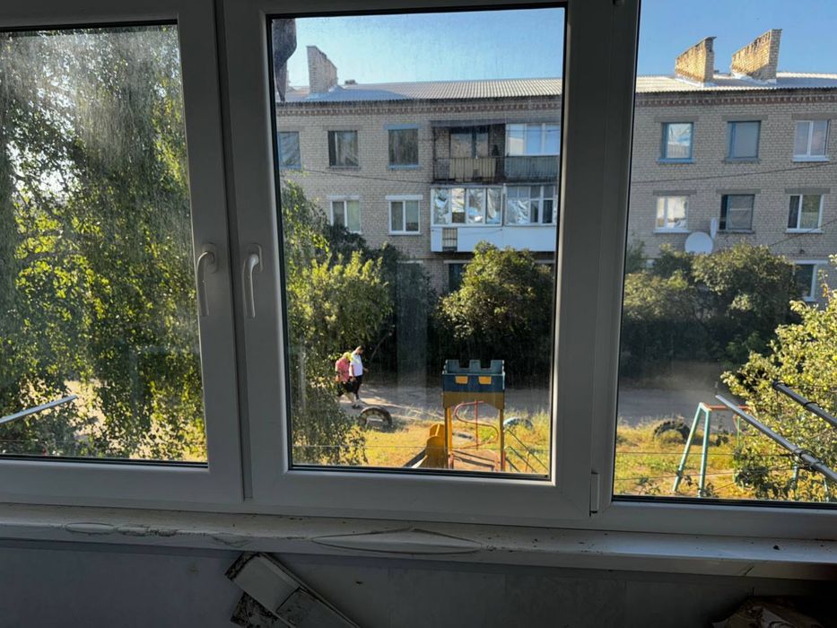 Продам 3-кімнатна квартира з меблями, технікою та автономним опаленням