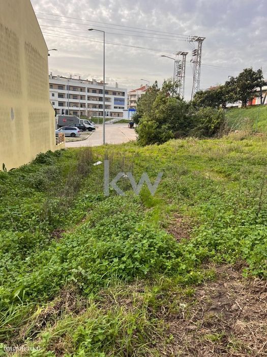 Terreno para Construção - 236 m2 , Figueira da Foz, com Proposta