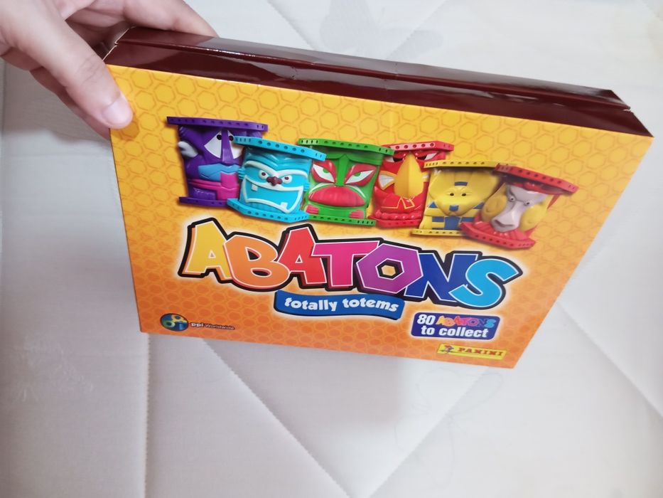 PANINI Abatons totally lote 58 Totens aleatórios