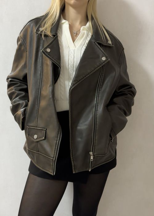 Шкіряна куртка під вінтаж