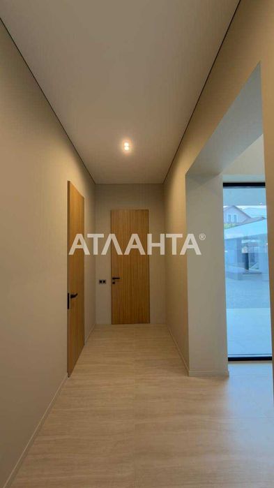 Одноэтажный дом элит класса на 10.66 сотках в Совиньоне