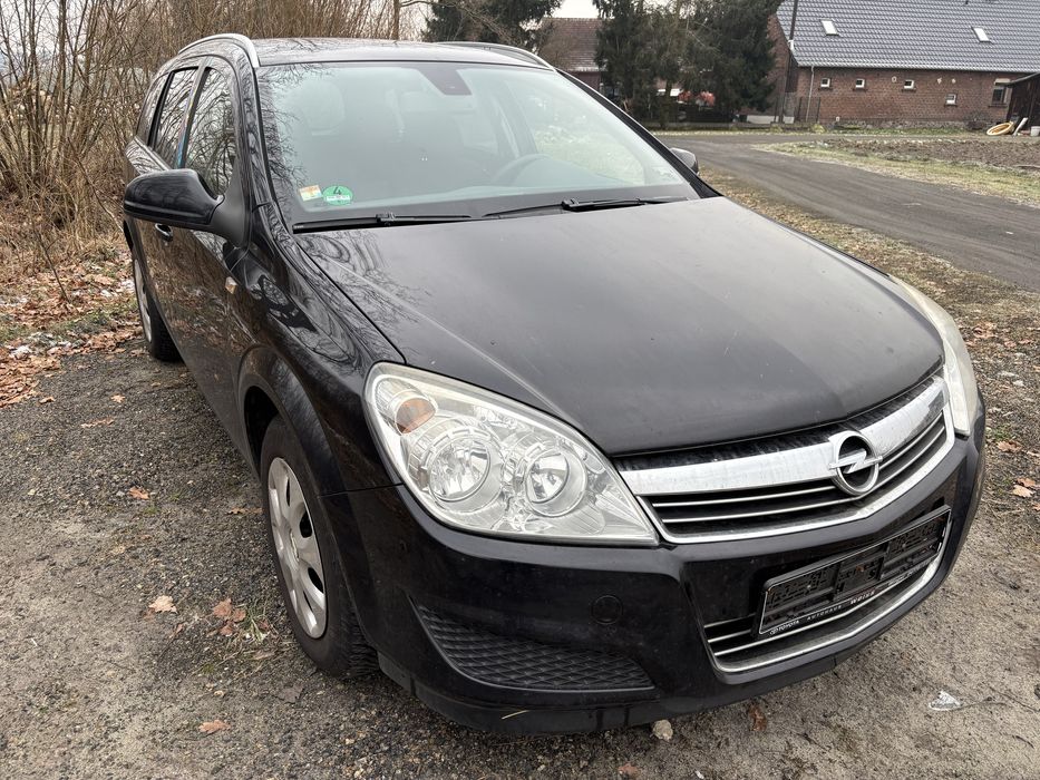 Opel Astra H lift 2009r. 1.7 diesel, uszkodzony z niemiec