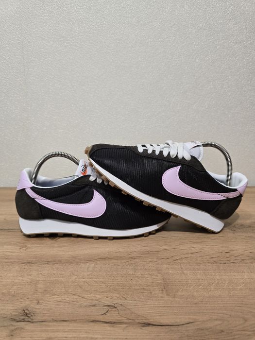 Жіночі кросівки Nike Ld-1000