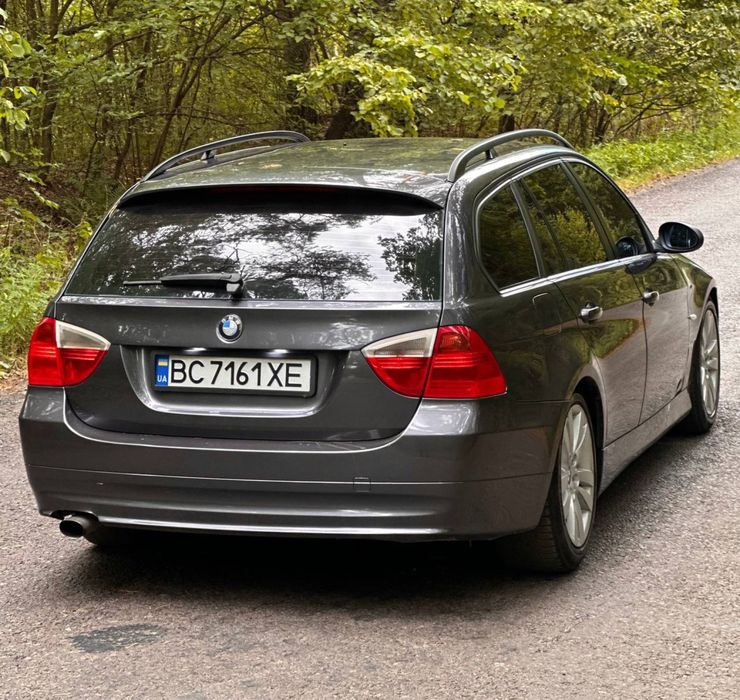 BMW 3 e91.