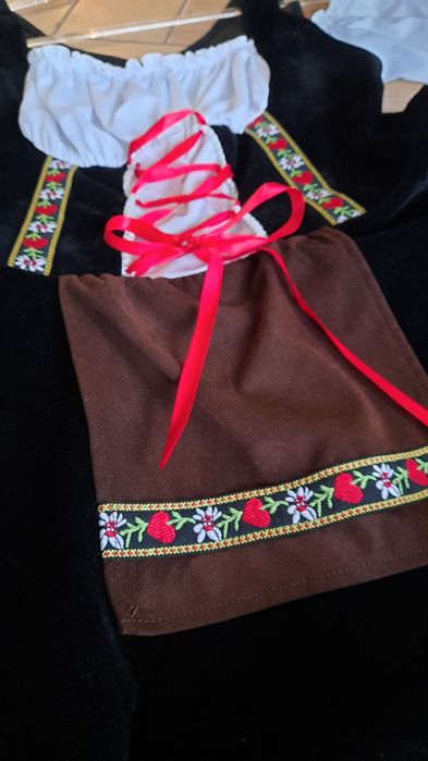 Sukienka w stylu bawarskim, octoberfest itp.