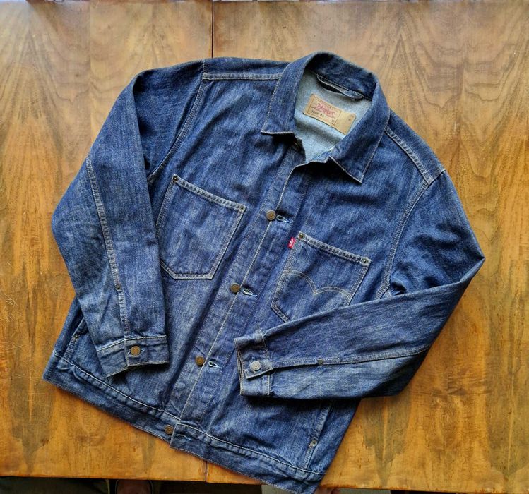 Куртка джинсовая (Levis) размер М.