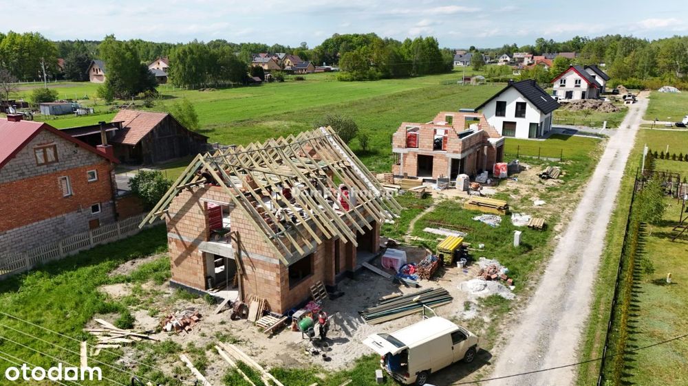Dom w Lucernie 4 Dąbrówka przy lesie