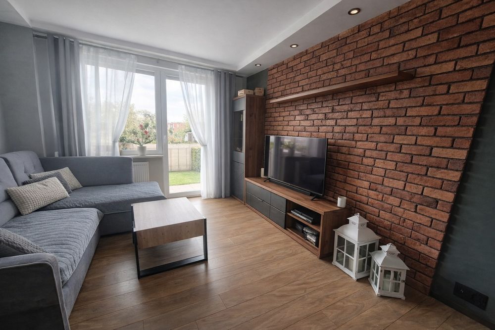 REZERWACJA Wyremontowane mieszkanie 62,5 m²+ piwnica + garaż + ogródek