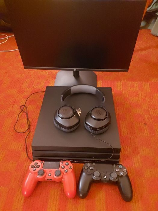 Soni Playstation 4 PRO