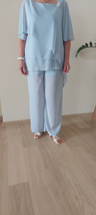 Komplet damski- spodnie z bluzką