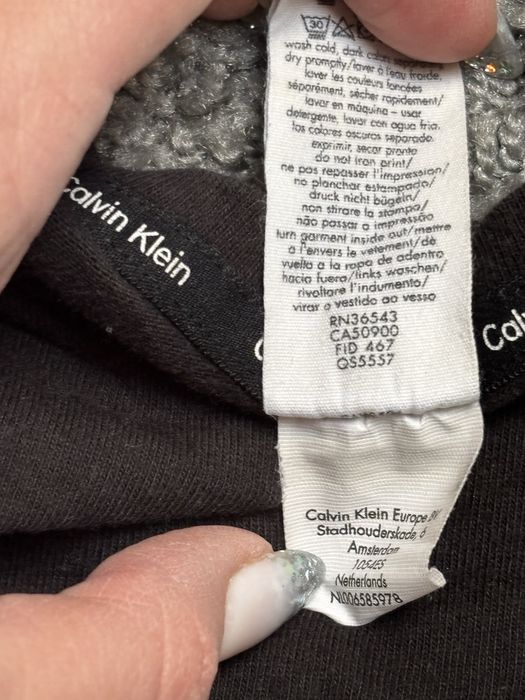 Calvin Klein czarny t-shirt białe Logo 38 M