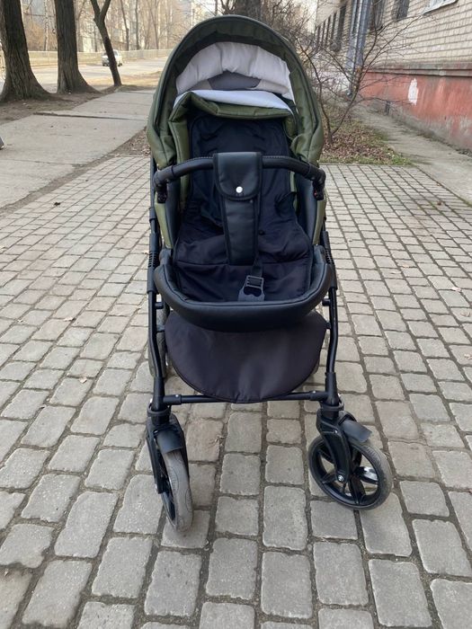 Продам коляску Rapido 2 в 1