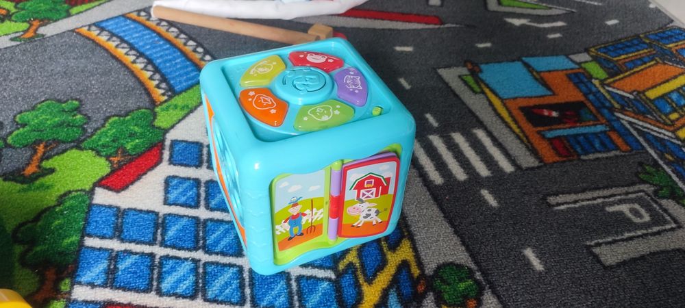 Smily Play, kostka edukacyjna, zabawka interaktywna