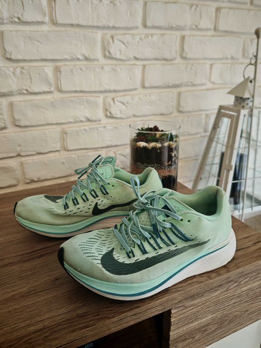 Buty NIKE Zoom Fly r. 38