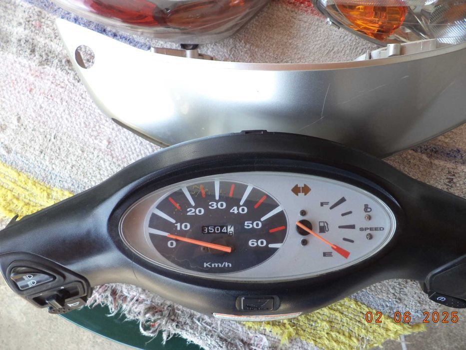 Пластик і оптика хонда діо 56