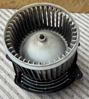 Fiat Bravo II wentylator nawiewu Klimatronic