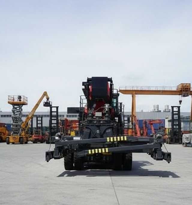 Reachstacker Sany SRSC45G5 Intermodal