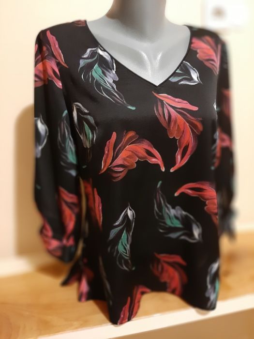 Bluzka r. M firmy Comma