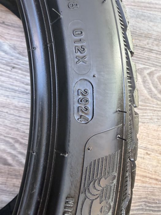 Шини Michelin 275/35/R21 - 245/40/R21