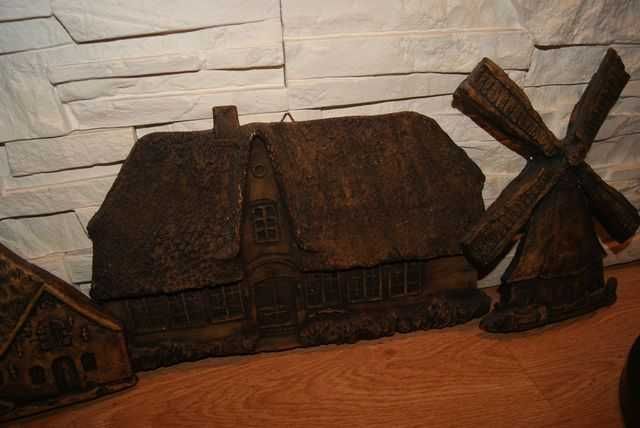 Płaskorzeźby ceramika ręcznie malowana