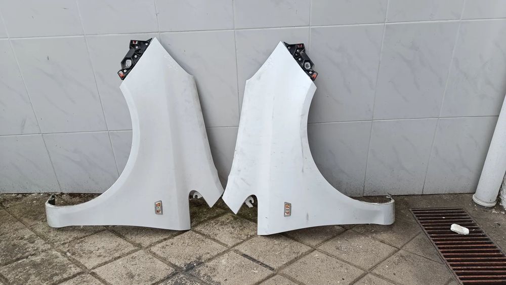 Guarda lamas Esquerdo opel corsa D 2008