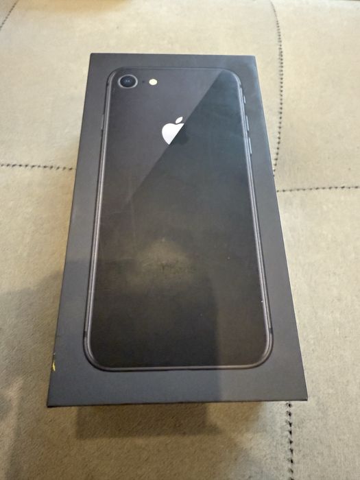Продам Iphone 8, 64 gb